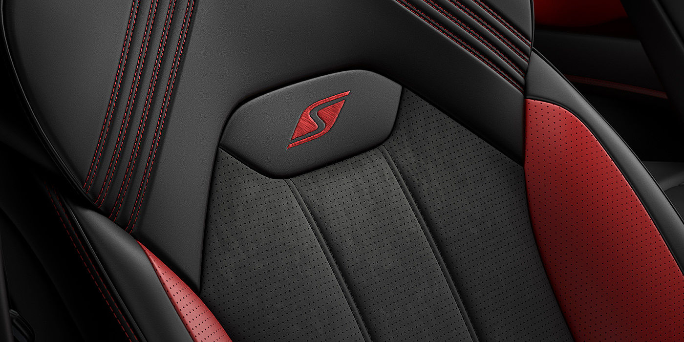 Bentley Shijiazhuang Bentley Bentayga S seat with detailed red Hotspur stitching and black Beluga coloured hide. 